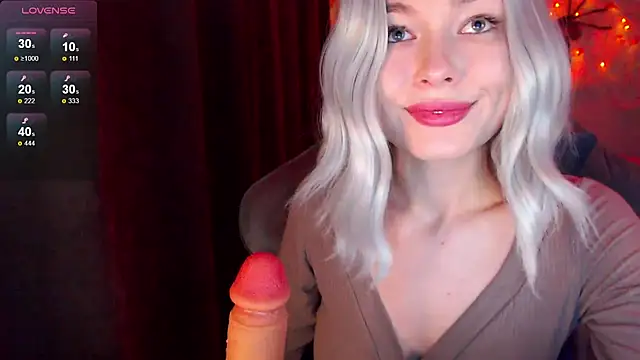 Snapshot of Ohmy_Nora_ chatting on October 30, 2:07 pm Ohmy Nora  online show from October 30, 2:07 pm