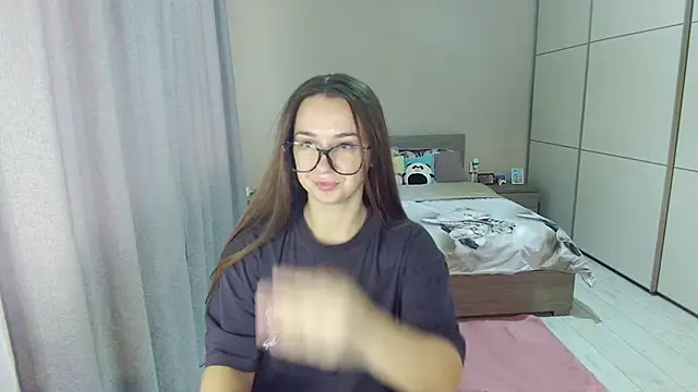 singletrouble online show from October 27, 7:59 am