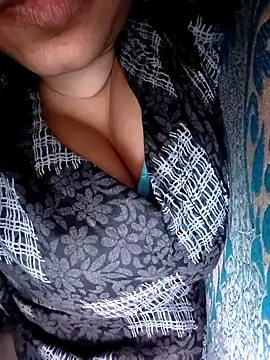 cute IndianBabe online show from March 13, 4:14 am