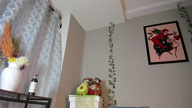 evaa greey online show from December 22, 8:56 pm