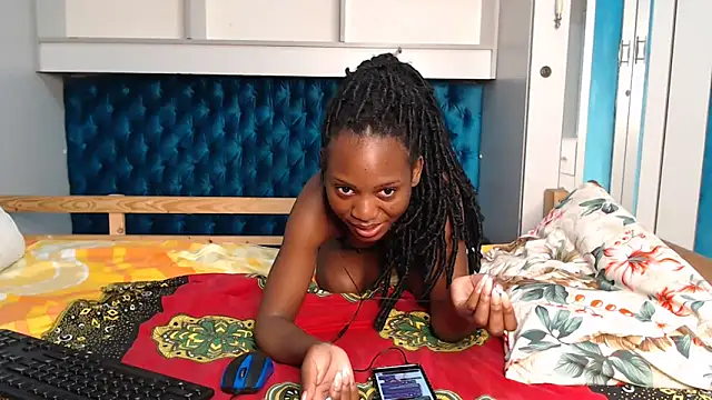 YoungDiva69 online show from December 20, 9:02 am