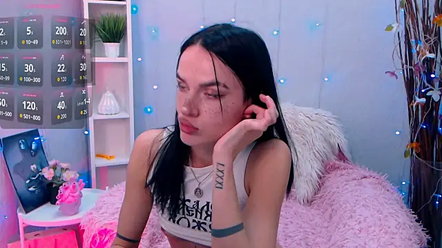 Holygirl  online show from November 8, 2:27 am