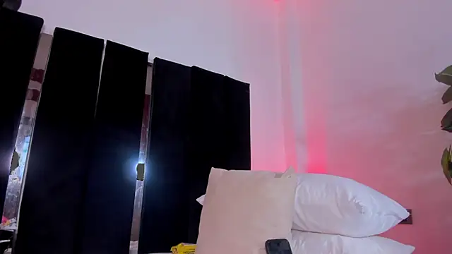 Annita001 online show from October 10, 6:35 pm