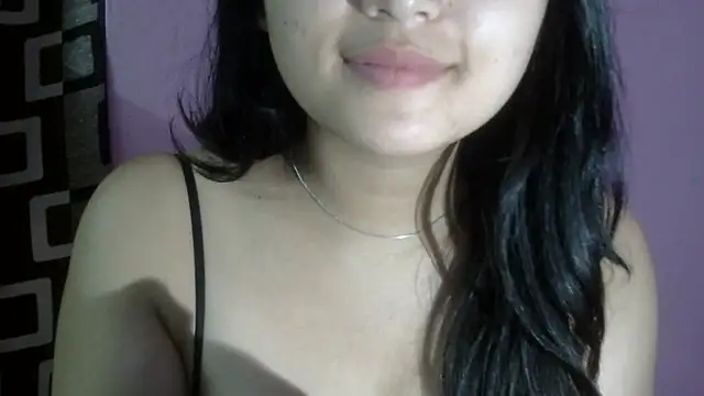 Snapshot of undressed_princesss chatting on October 9, 8:13 pm undressed princesss online show from October 9, 8:13 pm