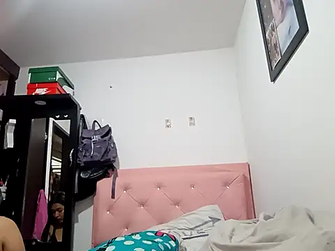 kelmont online show from September 21, 3:10 pm