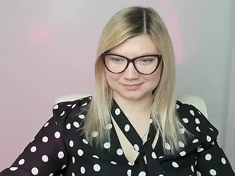 Lola moree online show from November 3, 1:15 pm