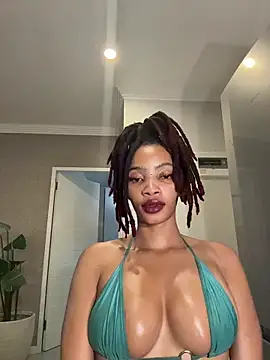 ZinaFreak online show from October 26, 7:20 pm