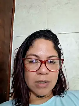 hornny cougar online show from November 29, 8:13 pm