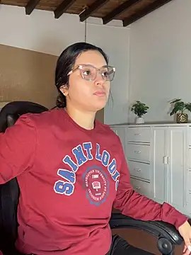 Hadley  online show from October 29, 3:44 am