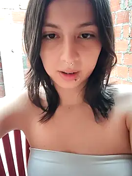 Maiden-Hot online show from November 26, 10:00 pm