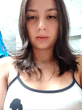 Maiden-Hot online show from April 10, 8:15 pm