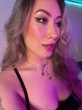 Lally Valencia   online show from October 12, 3:42 am