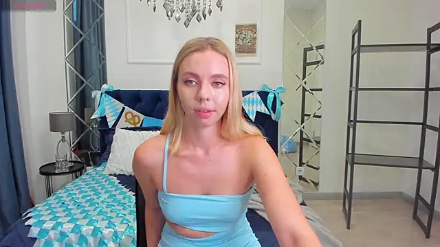 TessaAdorable online show from September 28, 8:41 am