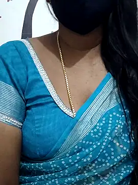 Snapshot of Tamil_Meera12 chatting on October 11, 12:08 pm Tamil Meera12 online show from October 11, 12:08 pm