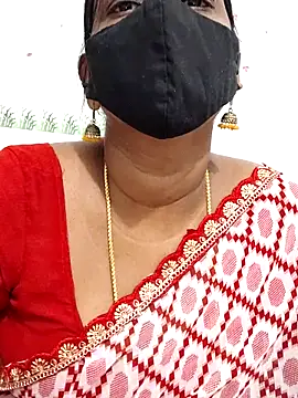 Snapshot of Tamil_Meera12 chatting on September 22, 6:45 am Tamil Meera12 online show from September 22, 6:45 am