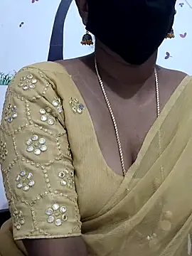 Snapshot of Tamil_Meera12 chatting on September 25, 6:34 am Tamil Meera12 online show from September 25, 6:34 am