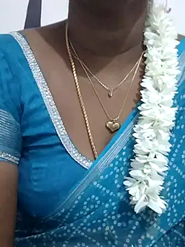 Snapshot of Tamil_Meera12 chatting on September 30, 7:25 am Tamil Meera12 online show from September 30, 7:25 am