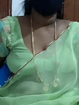 Snapshot of Tamil_Meera12 chatting on October 6, 7:03 am Tamil Meera12 online show from October 6, 7:03 am