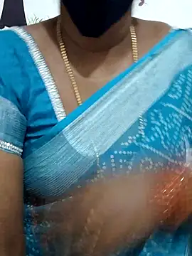 Snapshot of Tamil_Meera12 chatting on September 12, 7:07 am Tamil Meera12 online show from September 12, 7:07 am