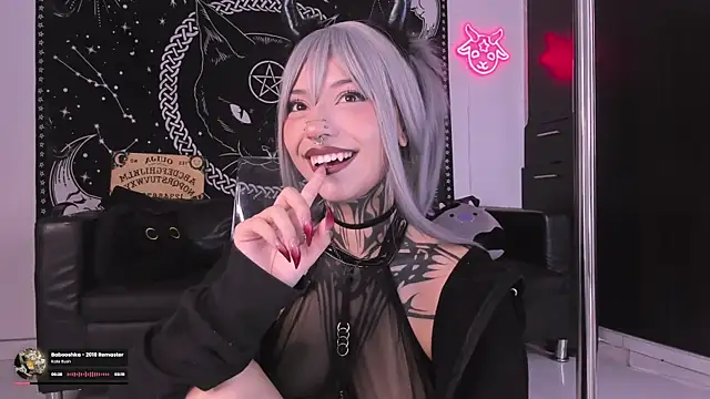 hazellwitch online show from October 21, 4:44 pm