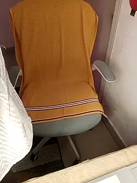 Nainababy online show from February 15, 7:11 am