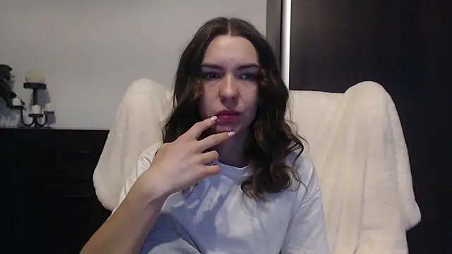 Snapshot of aurora_lust chatting on October 23, 5:35 am aurora lust online show from October 23, 5:35 am