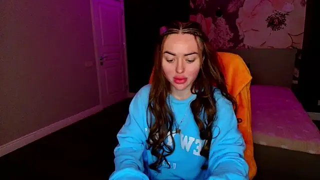 MissisCaty online show from April 18, 2:36 am