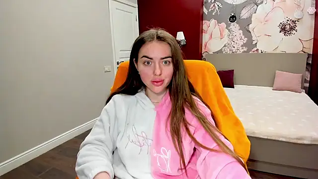 MissisCaty online show from February 20, 4:22 am