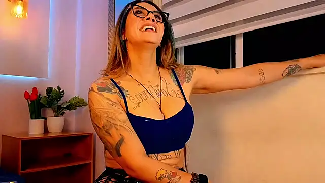 AzunaStar online show from March 13, 11:28 pm