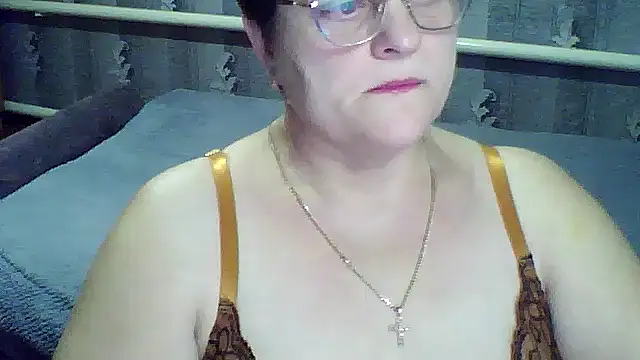 ElzaJewel online show from February 12, 9:16 pm