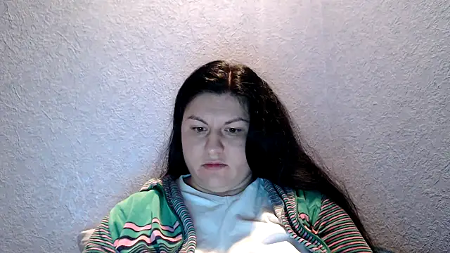 Snapshot of KiraSwee chatting on October 22, 5:40 pm KiraSwee online show from October 22, 5:40 pm