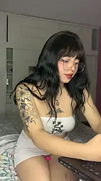 Snapshot of Valu_euphoria chatting on October 21, 12:14 am Valu euphoria online show from October 21, 12:14 am
