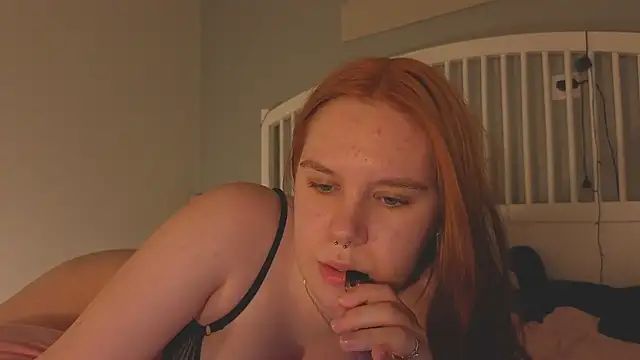 Mia Luw online show from June 7, 6:48 pm