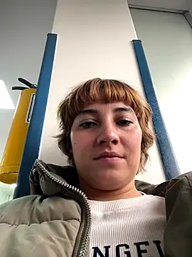 Maggie Geller online show from January 6, 5:38 pm