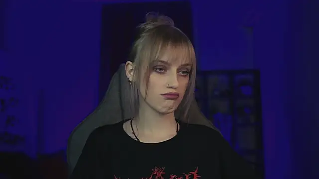 KiraMontoya online show from February 3, 2:53 am