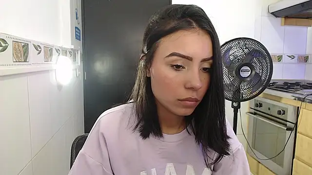 julieta fn online show from April 6, 3:35 pm