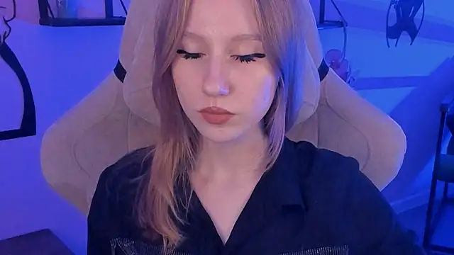 DariaTate online show from September 20, 11:52 am