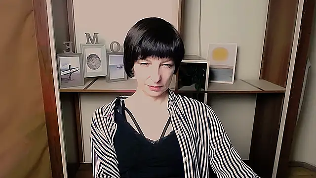  AngeliaFlow  online show from February 24, 9:30 am