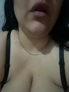 daianaspencer online show from March 23, 7:36 am