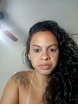 amanda19322 online show from April 4, 9:24 pm