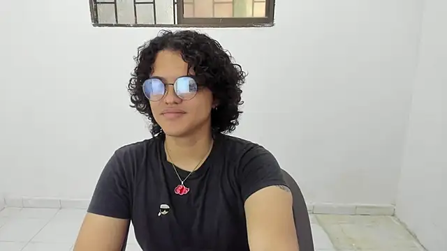 Diane blossom online show from December 4, 6:08 pm