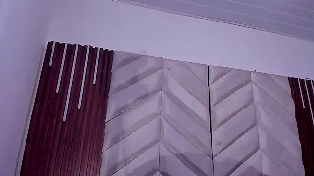 aprilvagner03 online show from March 29, 2:43 am