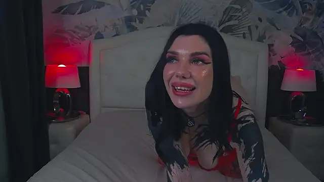 MaeveMoon online show from March 23, 8:26 pm