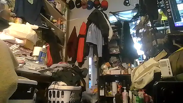 ShysluutGia online show from April 18, 7:58 pm