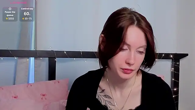 JoYung online show from April 3, 7:50 am