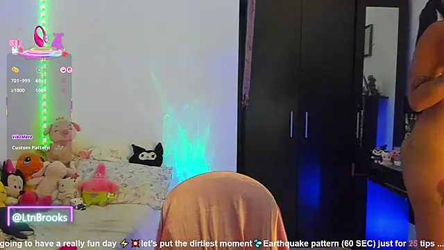 Snapshot of Annaa_Brooks chatting on September 12, 11:12 pm Annaa Brooks online show from September 12, 11:12 pm