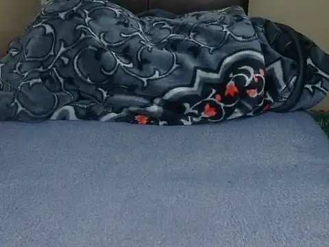 SweetyCD online show from April 8, 10:45 pm