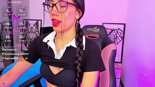 ximenagp online show from December 3, 4:48 am