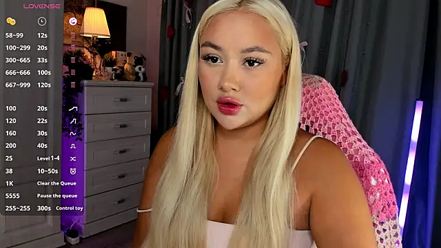  Loneve   online show from April 11, 3:27 pm