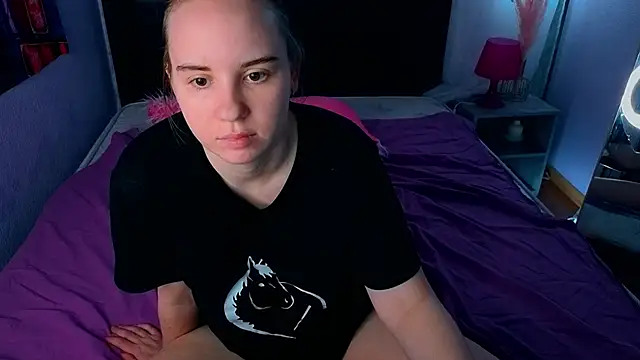 Lika 0ne online show from March 28, 12:15 pm